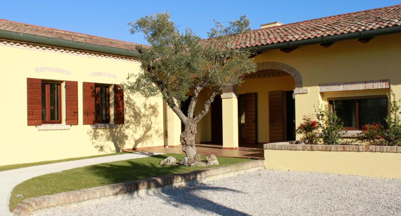La Posa Degli Agri Bed & Breakfast Legnaro Bagian luar foto